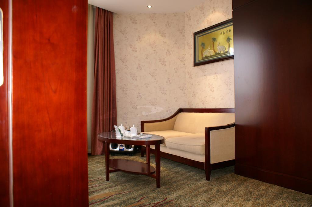 Weigela Park Hotel Dalian Zimmer foto